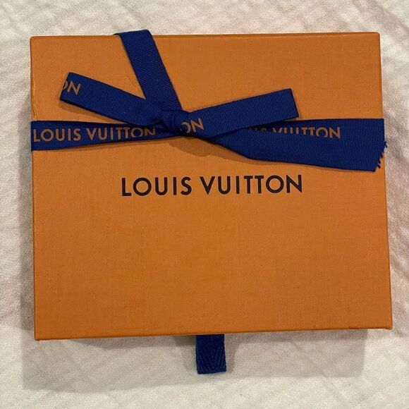 Louis Vuitton Damier Black Multicles 6 Key Case Holder LV Box Key Holder - Picture 10 of 11